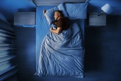 Best Sleeping Positions for Sciatica Relief at Night & Effective Treatment Supplements